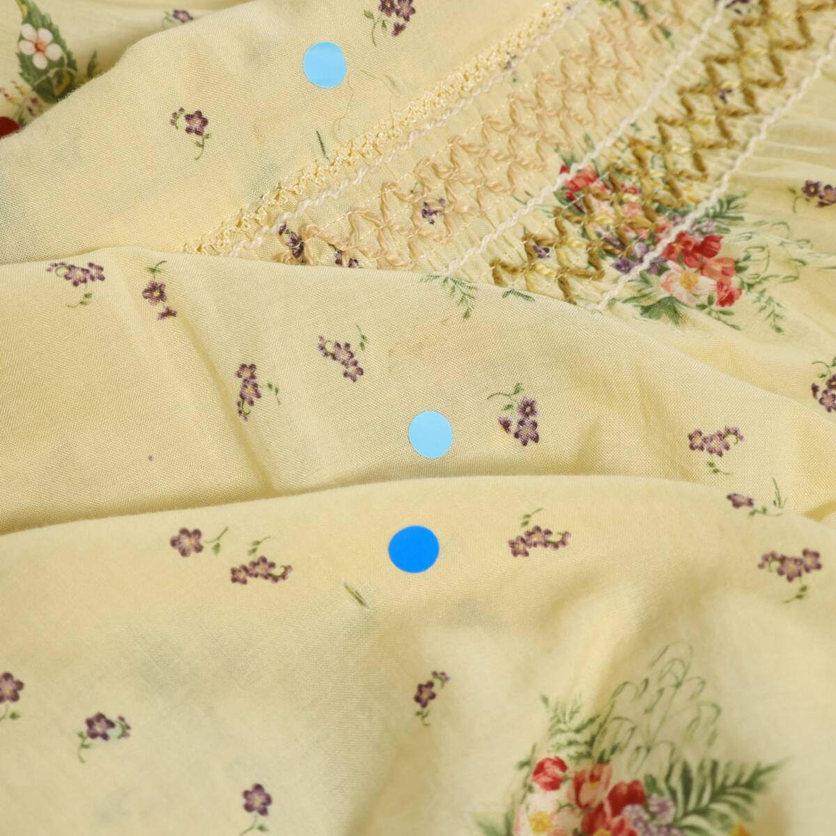 ピンクハウス★薔薇や苺・スミレが舞い散る♪可愛いノースリーブワンピース 綿ローン イエロー系 z21369