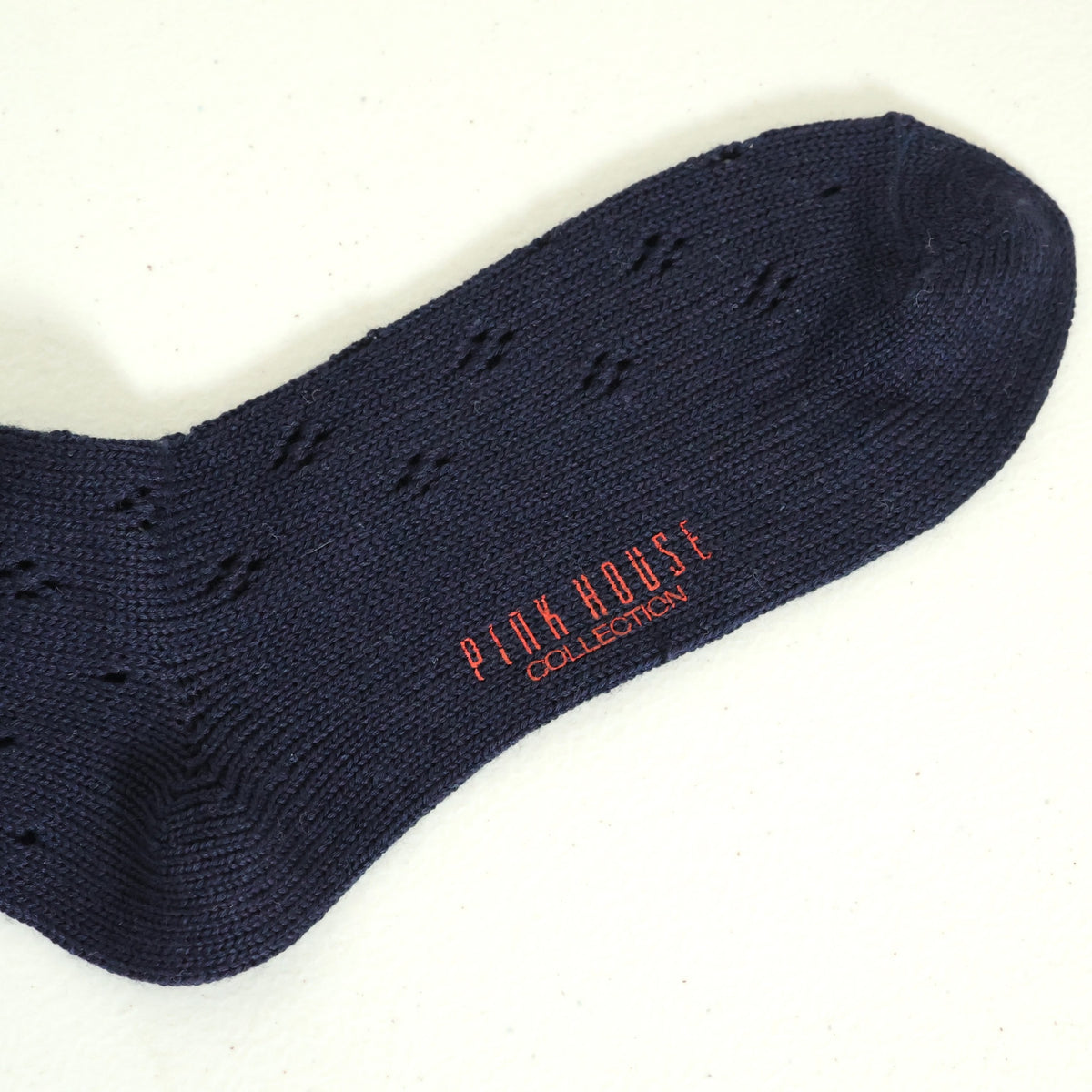 【美品】ピンクハウス★立体ベリーモチーフ付き ダイヤ透かし編みソックス 靴下木の実 濃紺系so356