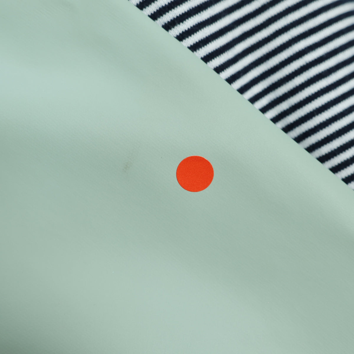 【美品】PETIT BATEAU プチバトー★カラーが素敵♪ヨットパーカー サイズXS ライトグリーン系 防風&撥水 z22463