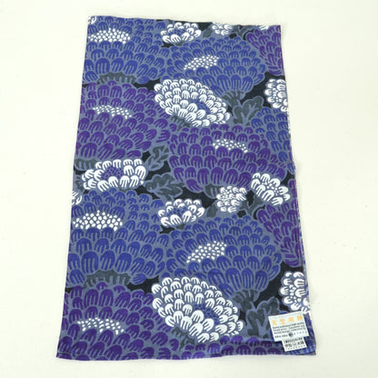 【美品】ソウソウ SOUSOU★伊勢木綿 くびまき 短丈 雲間に菊 黒・グレー系 スカーフ 薄手 so0268