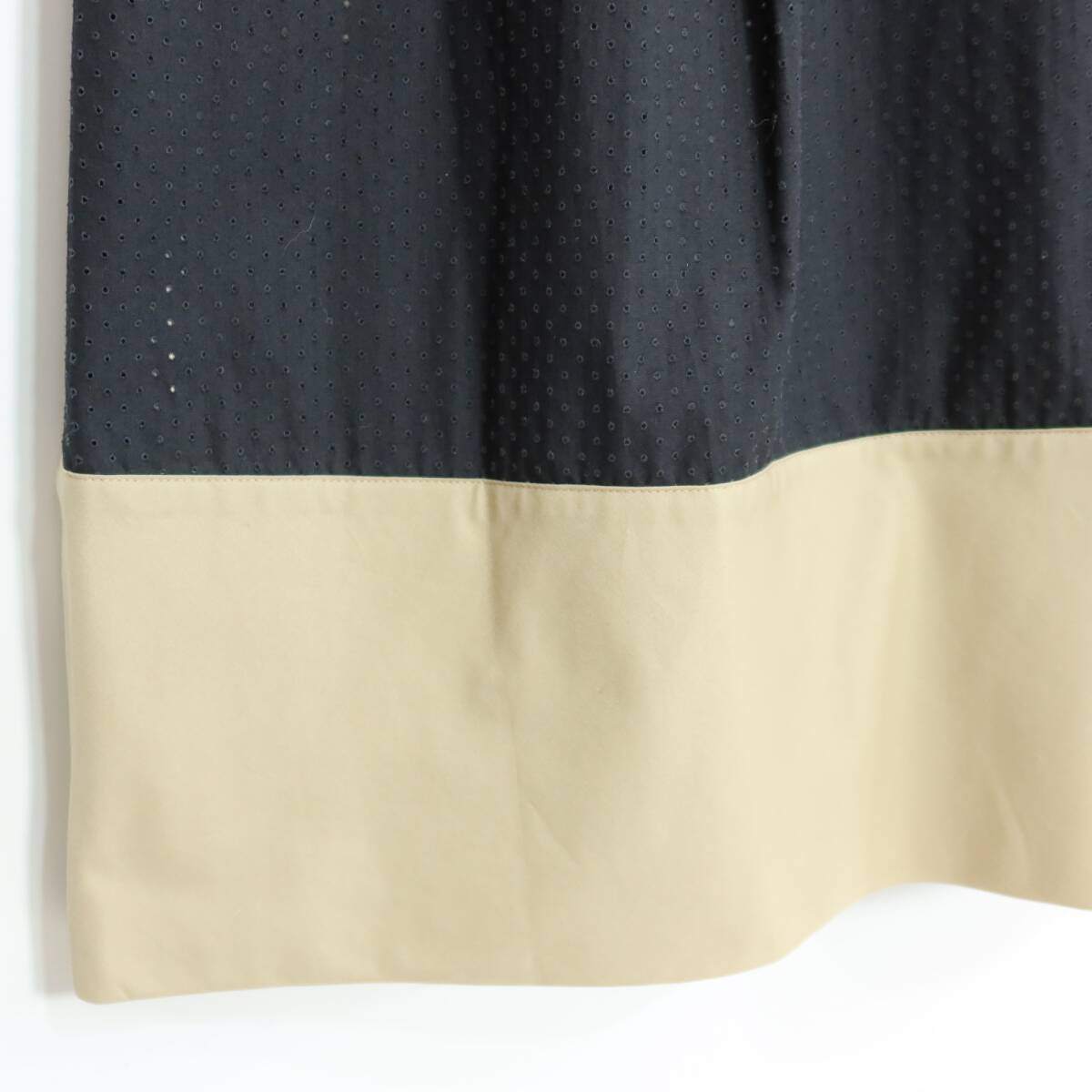 【美品・紙タグ】レリアン★配色デザイン♪ノースリーブワンピース サイズ7号 黒系 パンチングレース♪薄手 z20417
