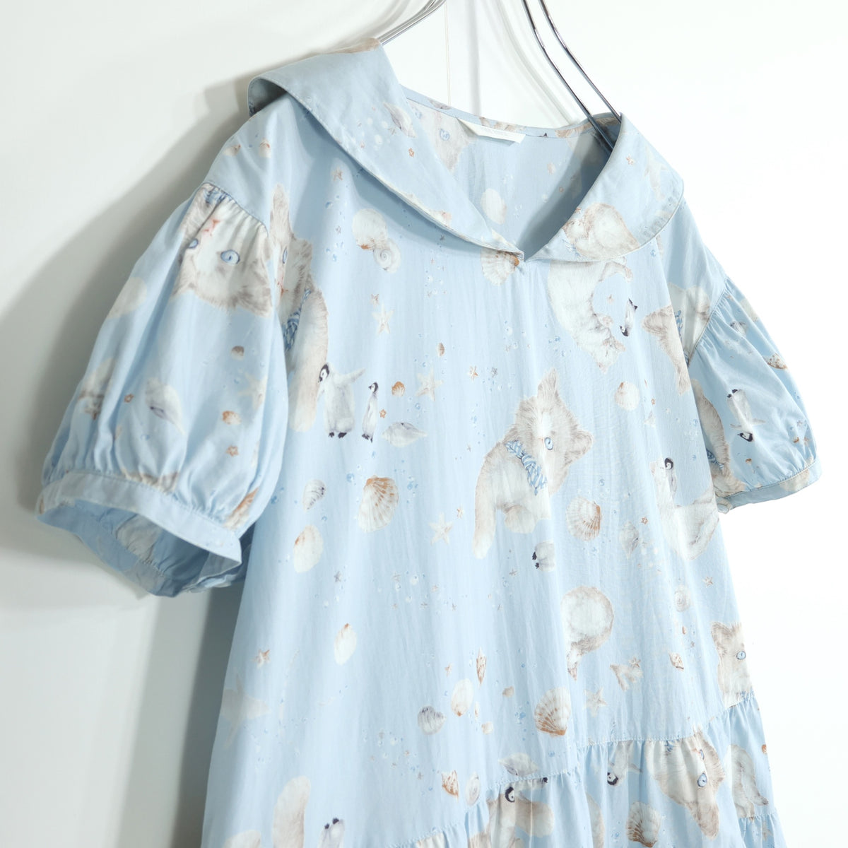 【美品・紙タグ有】ピンクハウス★さざ波とねこプリントpt♪ミディワンピース 水色系 セーラー襟♪残布有 2025年製 z22832