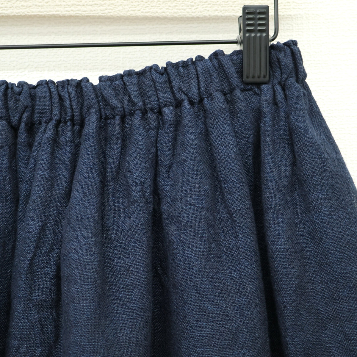 【美品・紙タグ有】中川政七商店★麻のかや織 ギャザースカート 紺系 麻100% 涼しげな透け感♪無地 z23315