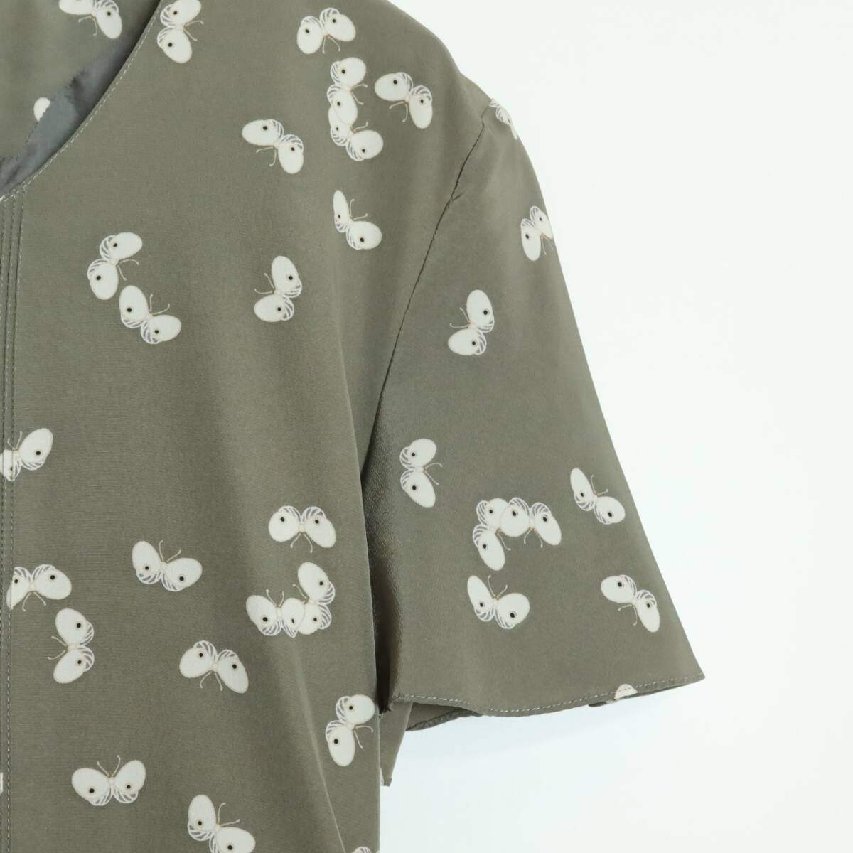 【美品】インゲボルグ★蝶々プリント♪ピンタックワンピース グレー系 ゆったりシルエット z14352