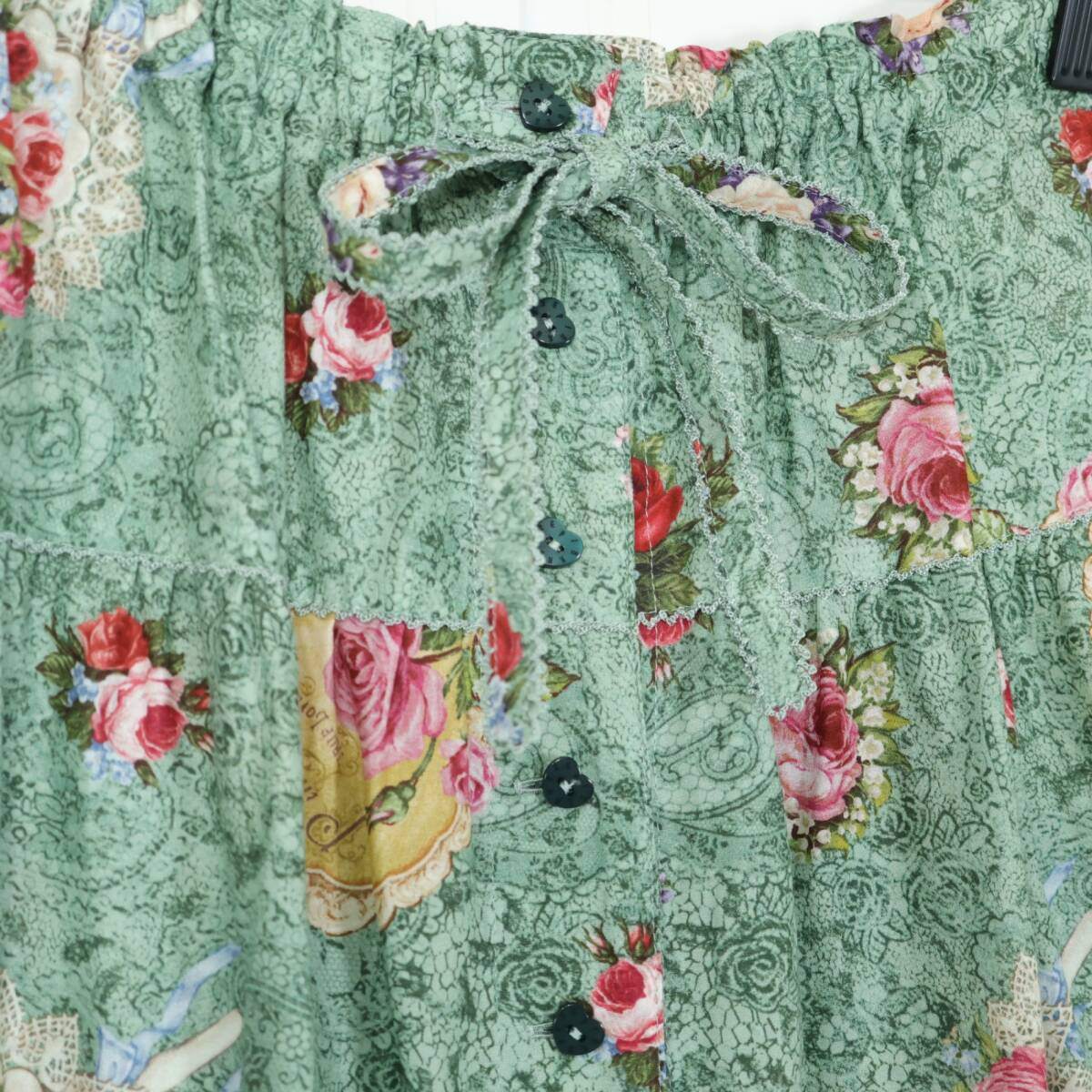 【美品！】ピンクハウス★勿忘草・薔薇・鈴蘭のブーケptが素敵♪ 刺繍付レース裾のレースフラワー柄ローンスカート グリーン系 z21370