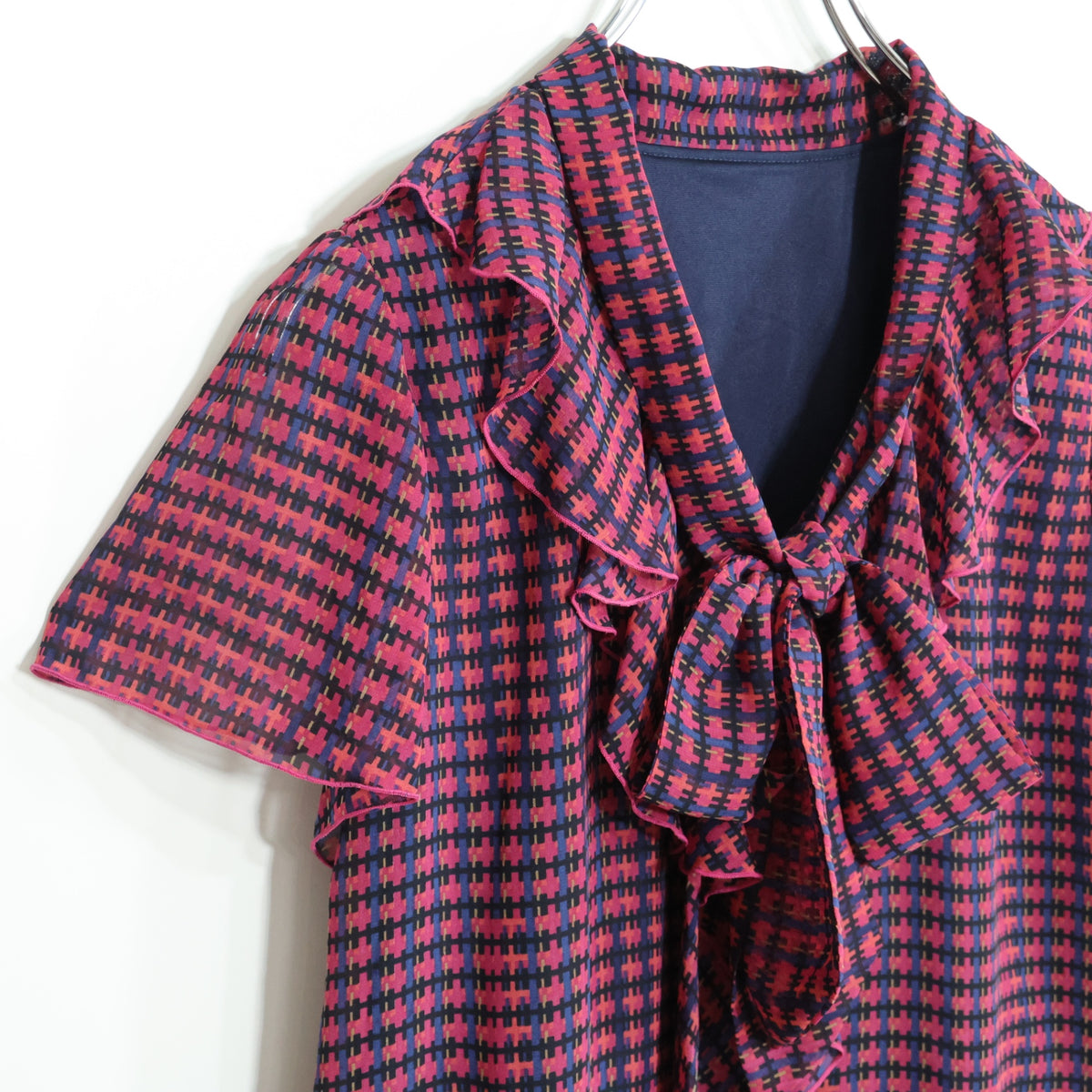 【美品！】MK ミッシェルクラン★幾何学模様が素敵♪半袖カットソー サイズ38(M) ミックス系 ボウタイ z22615