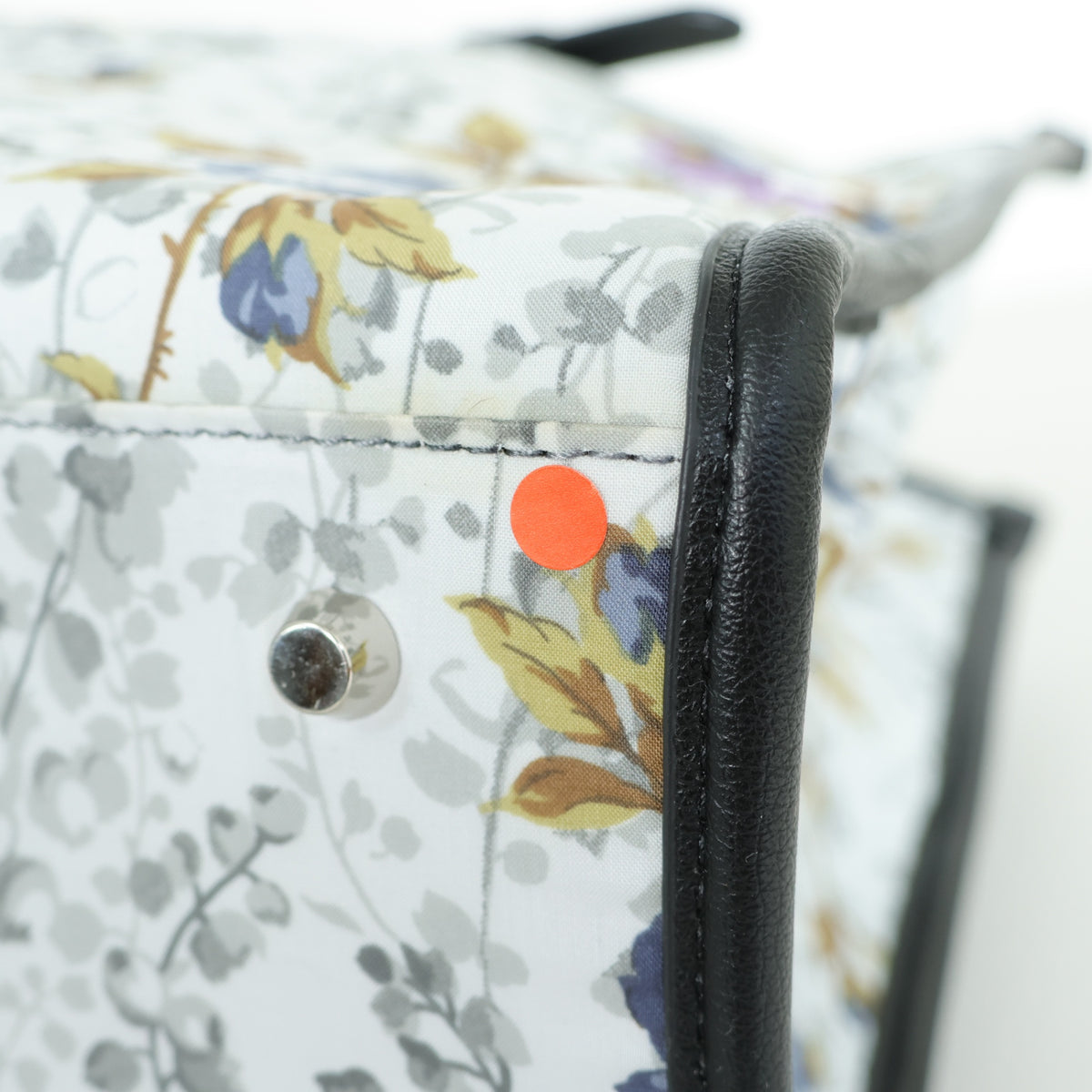 【美品】インゲボルグ★トートバッグ A4自立 パイピングトート 花柄 バラ 白系 ba264