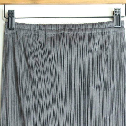 【極美品】プリーツプリーズ PLEATS PLEASE イッセイミヤケ★ロング丈プリーツスカート サイズ1 グレー系 無地 薄手 z15879