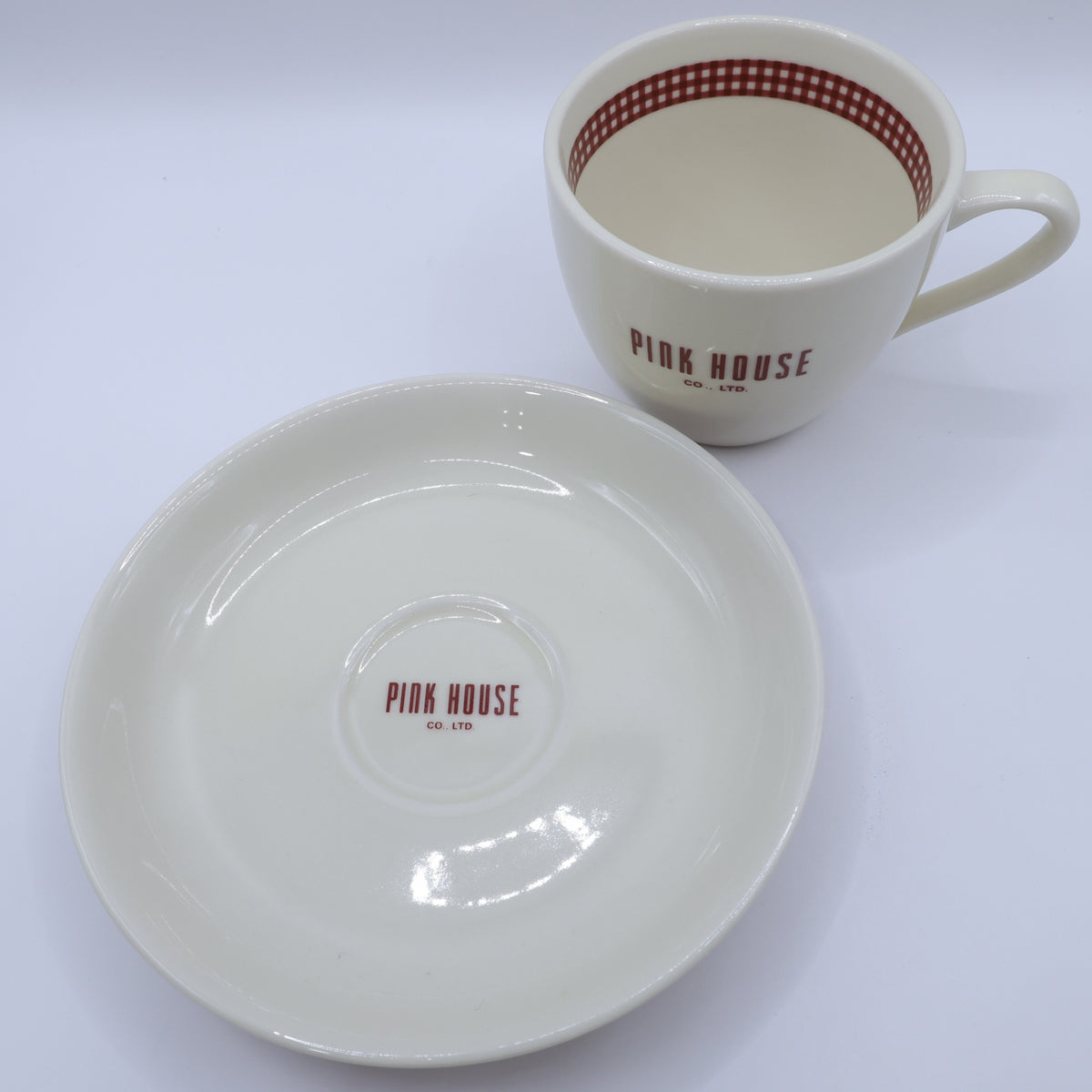 【美品】ピンクハウス★カップ＆ソーサー ギンガムチェック&ロゴ 陶器 ベージュ×赤系 so415