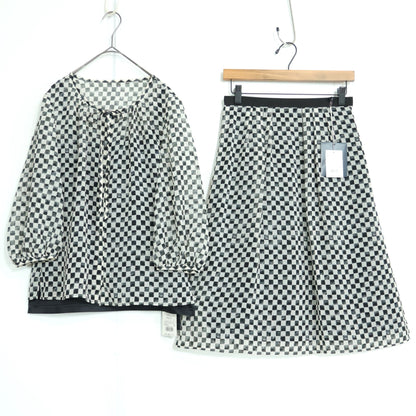 【美品・紙タグ有】アクアスキュータム★シフォン♪七分袖ブラウス&ロングスカート サイズ8 黒×白系 ブロックチェック♪薄手 z22074