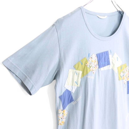 ピンクハウス★たっぷりパッチワーク♪お花とチェック柄 ロゴプリント Tシャツ 大きいサイズL 水色系 z20097