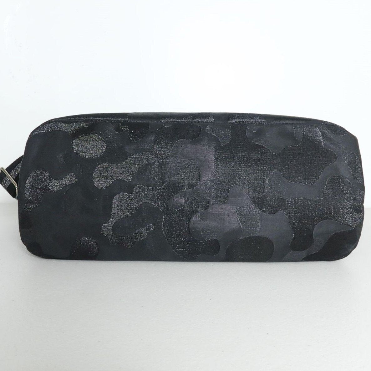 【美品】サロンドアルファード★スマイルグリッターカモフラ ショルダー付き トートバッグ 黒系 ＊ba057