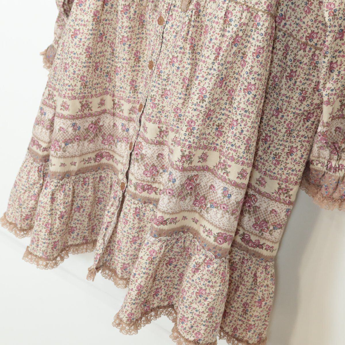 【美品】ピンクハウス★フェミニン！小花柄の長袖ブラウス チュニック 編み込みコード付き♪薄手 春夏 ベージュ系 z8537