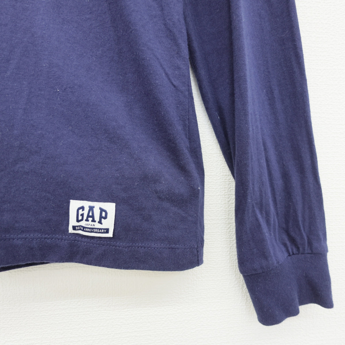 GAP★30周年記念♪ロングTシャツ カットソー サイズXS ネイビー系 無地 z23531