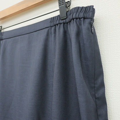 フィットミーモア★セットアップスーツ ノーカラーペプラムジャケット＆フレアスカート  大きいサイズEL 紺系 無地 z23225