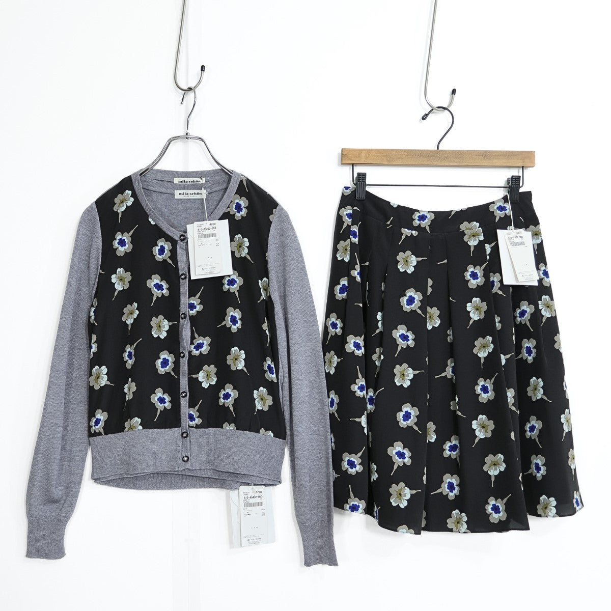 【極美品・紙タグ有】ミラショーン★花柄三点セット♪カーディガン&ノースリーブ&スカート サイズ42 グレー×黒系  薄手 z22227