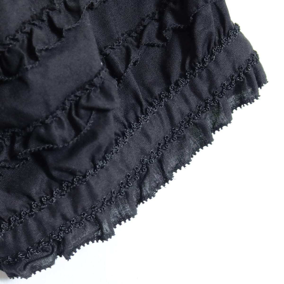 【美品】ピンクハウス★段々フリルいっぱい♪ローンブラウス サイズM 黒系 リボンも♪無地 z17252