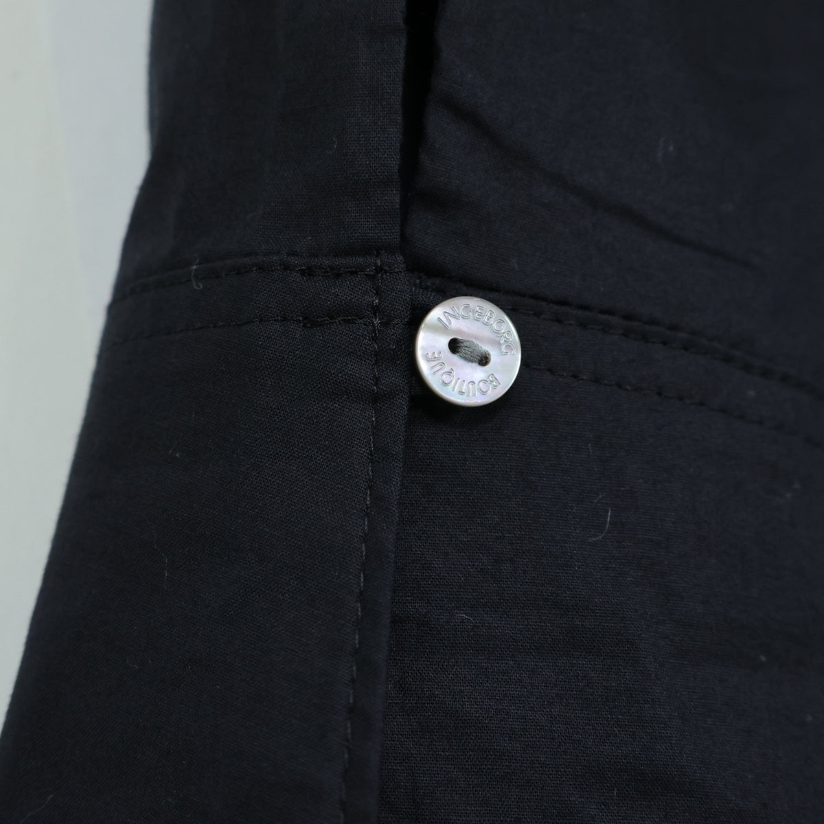 インゲボルグ★いろいろパッチワーク♪長袖シャツ ブラウス サイズM 黒系 前開き ドット&レース&ギンガム♪薄手 z22040