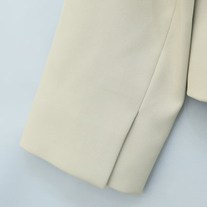 【美品】ロペ★大人上品♪ノーカラージャケット ボタンレス サイズ38 ベージュ系 無地 z23613
