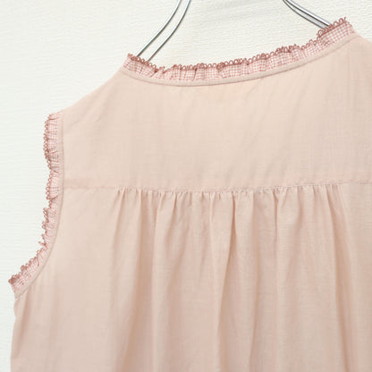 【美品】ピンクハウス★2026年 ギンガムフリル使い♪綿ローン ノースリーブブラウス ピンク系 前開き リボンも♪z23548