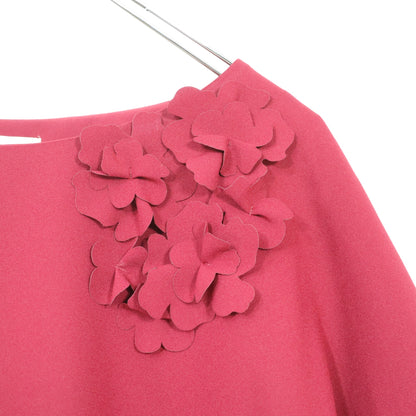 【極美品】ローズティアラ★お花モチーフ♪オーバーブラウス ダークレッド系 大きいサイズ42 ベルスリーブ♪無地 薄手 z22743