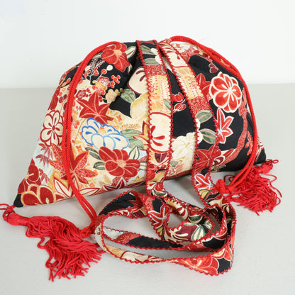 【美品】ワンダフルワールド★豪華和柄 ちりめん 巾着バッグ カネコイサオ  ポシェット　ショルダーバッグ 赤系 ba265