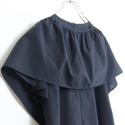 【美品】VIRINA ヴィリーナ★ケープ付き半袖ワンピース サイズXS 濃紺系 ドレープ感たっぷり♪総柄 z19779