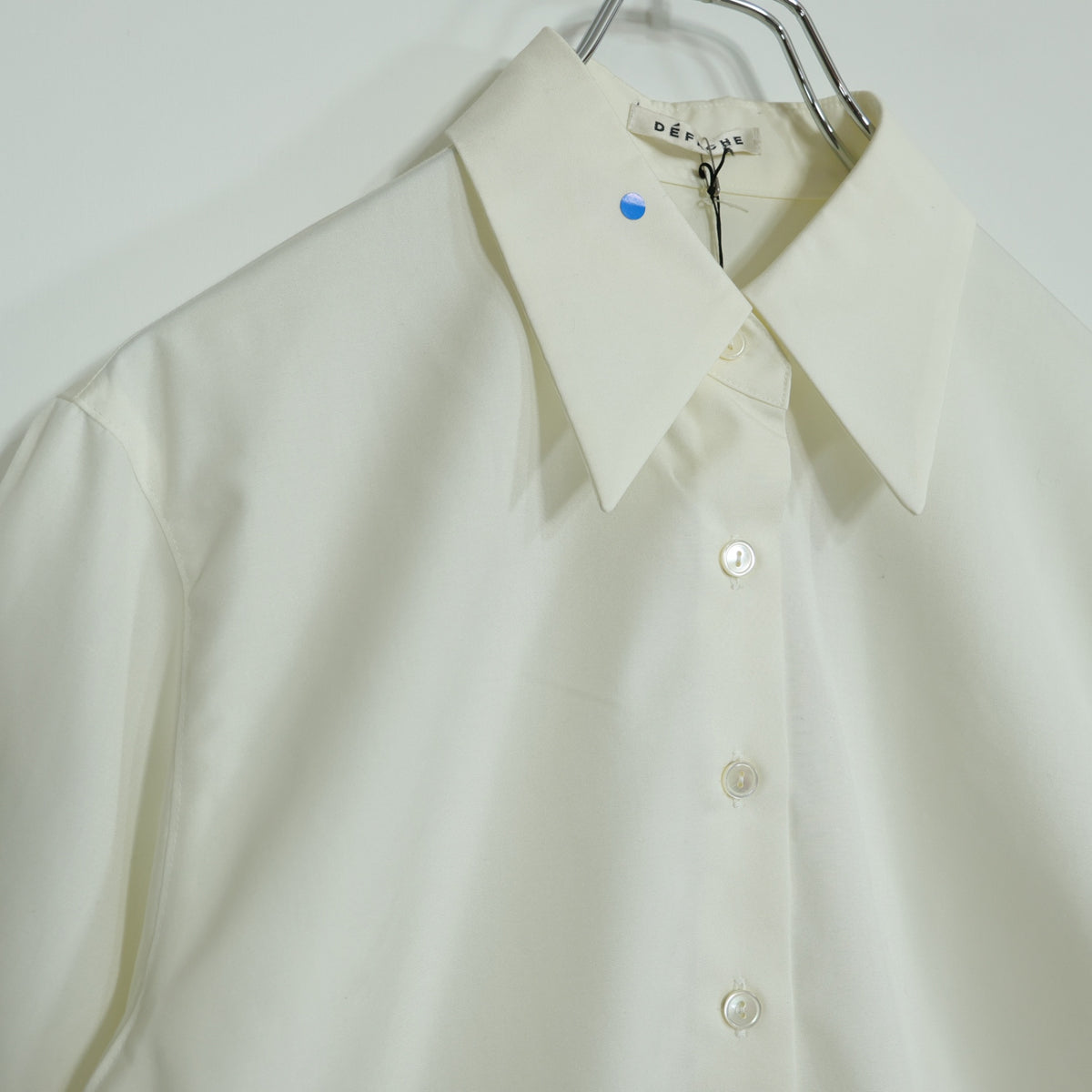 【紙タグ有】DEFACHE デファーシェ★形態安定加工♪ゆったりオーバーシャツ 長袖 サイズ9 アイボリー系 無地 薄手 z22780