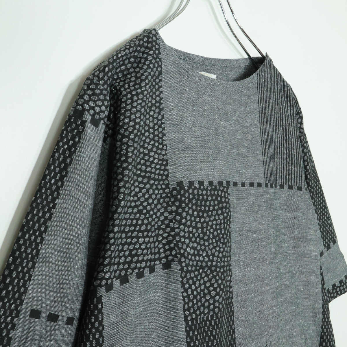 【美品】SOUSOU×le coq sportif BIKE★和モダン柄が素敵♪間がさね 半袖 ワンピース 黒グレー系 z22899