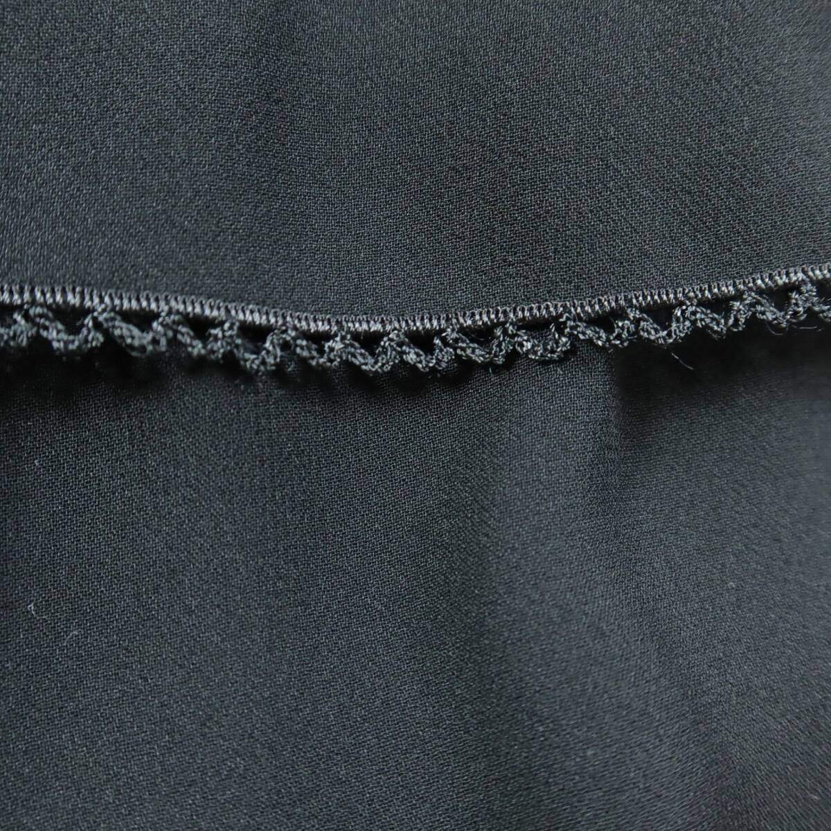 【美品】インゲボルグ★上品！ ふんわりシフォン段々フリル  フラワーモチーフパール装飾 七分袖ワンピース サイズ9 黒系＊z14493