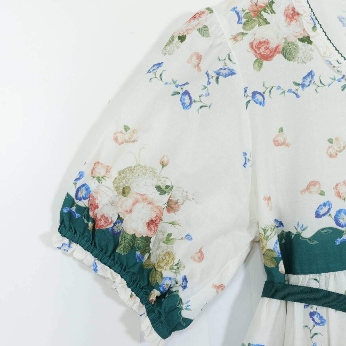 ピンクハウス★気品溢れる薔薇ブーケ柄♪リボンベルト付き 半袖パフスリーブ 綿ローン ワンピース 白×緑系 z21343