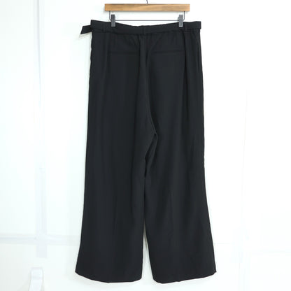 【美品・紙タグ有】ユニクロ★きれいめ ベルト付き センターピンタック ストレートパンツ 大きいサイズ3XL 黒系 z22935