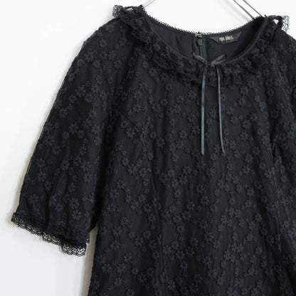 【美品！】ピンクハウス★ぽこぽこお花刺繍の総チュールレース♪可愛いワンピース 被せ段々♪ 大きいサイズL 黒系 z21378