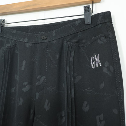 【新品タグ付】GK 伊太利屋★お洒落なデザイン♪ストレートパンツ サイズ13 黒系 z22755