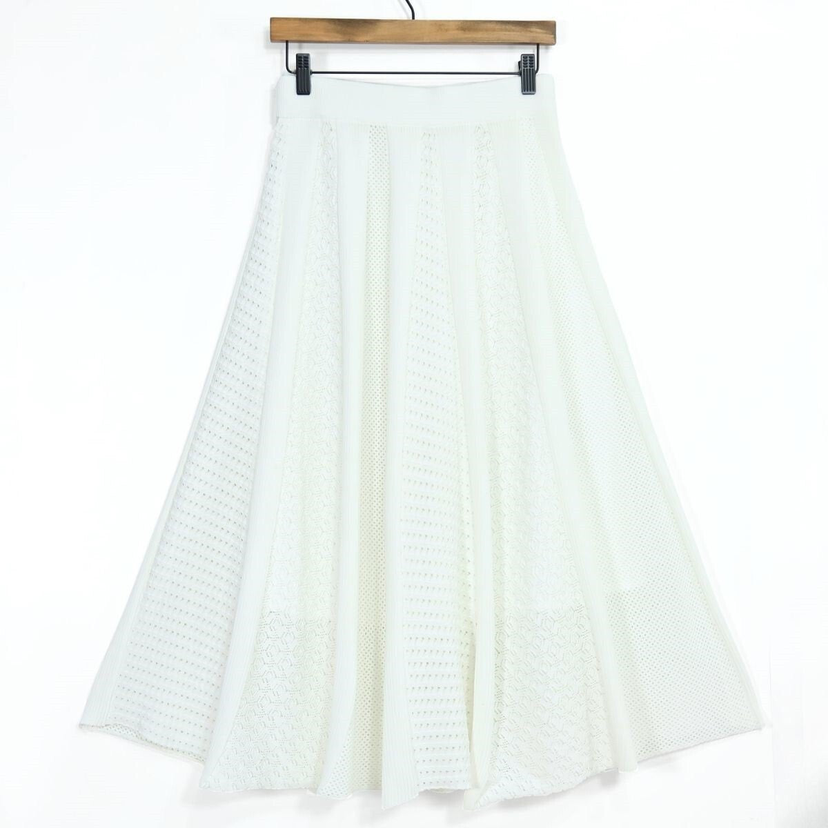 【美品】インゲボルグ★透かし編み♪レースのフレアスカート 白系 ペチコート付き♪z19587