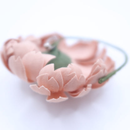 【美品】ピンクハウス系★大人キュート！存在感ある ひな菊一輪コサージュ ピンク系 ＊ko096