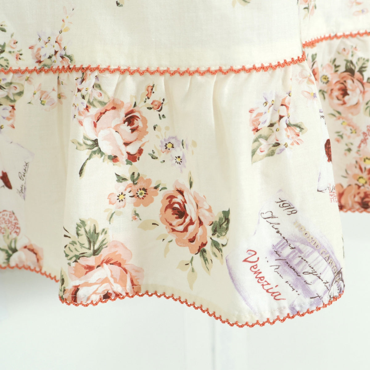 【美品】ピンクハウス★薔薇&エアメールpt♪半袖ミニワンピース エクリュ系 フリル&ピコレース♪薄手 z22548