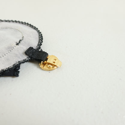 PINK HOUSE ピンクハウス★ロゴ刺繍×立体リボン♪ゴールド調クリップ 2個セット たくし上げ 黒系 ＊so454