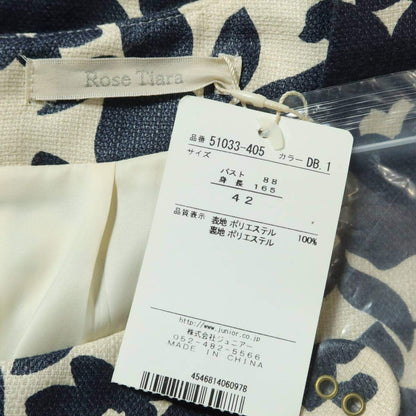 【新品タグ付き】ローズティアラ★フラワーシルエット柄　膝丈　フリルヘム　半袖ワンピース　サイズ42 紺×生成り系＊z12733