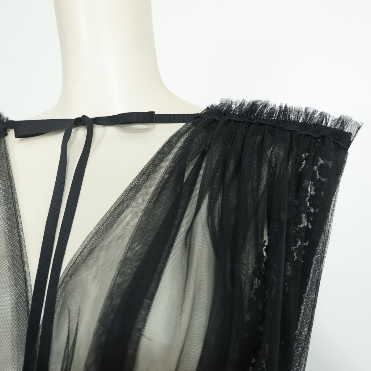 【美品】ヒロミシスル HiROMITHiSTLE★チュールレース♪ベスト はおりもの サイズF 黒系 お花モチーフ♪z22358
