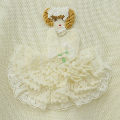 【美品】メゾピアノ★立体モチーフ♪フリル使いニットセーター アイボリー系 サイズM あったかウール100♪z23412