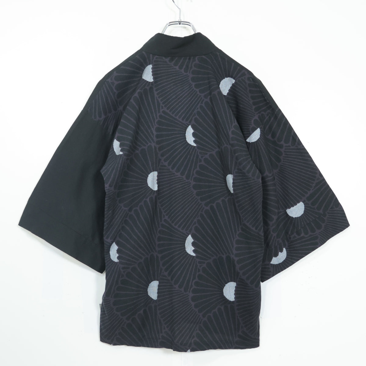 【美品】SOUSOU ソウソウ★高島縮 ジバン 風靡 片身替わり 菊扇 サイズM 濡羽色 黒系  薄手 z22734