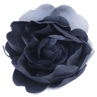 【美品】シックな黒カメリア チュールの花びら コサージュ ブラック系　＊ko108