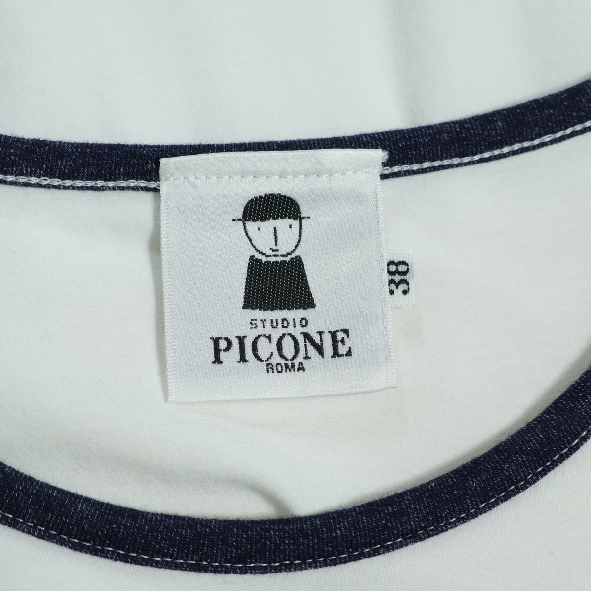 PICONE ピッコーネ★きらめくビーズ♪半袖カットソー Tシャツ　サイズ38 白系 無地 z22749