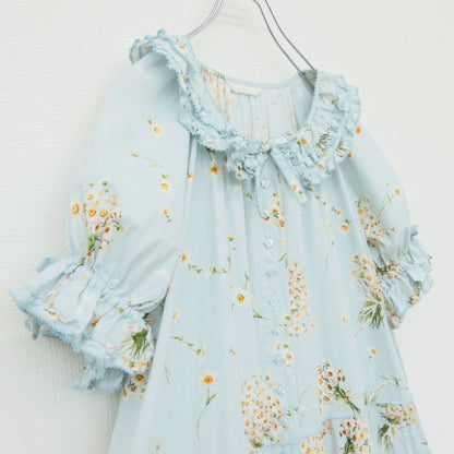 【極美品】ピンクハウス★マーガレットブーケpt♪かぶせ段々半袖ワンピース サックス系 前開き リボンも♪2026年製 z23384