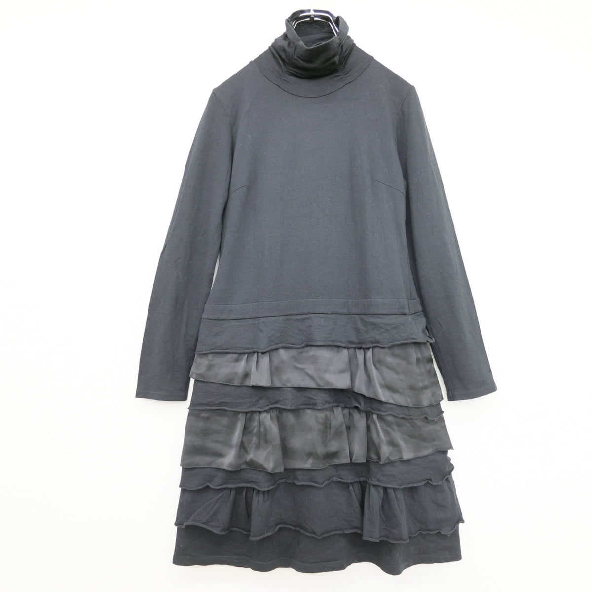 【美品】ボンサンス★アシンメトリーの段々裾が可愛い♪ ハイネック 長袖ワンピース サイズ38 黒系 z23392