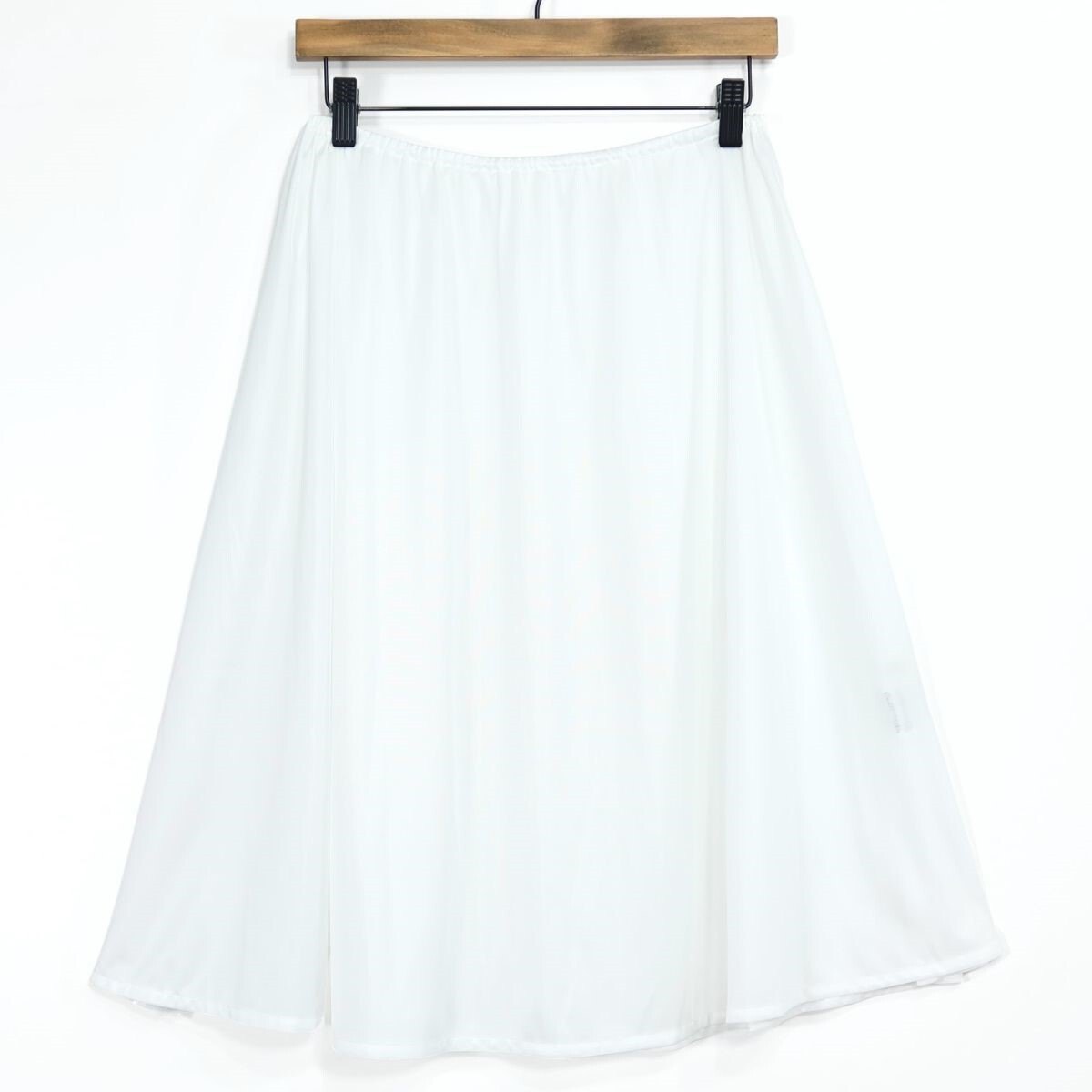 【美品】インゲボルグ★透かし編み♪レースのフレアスカート 白系 ペチコート付き♪z19587