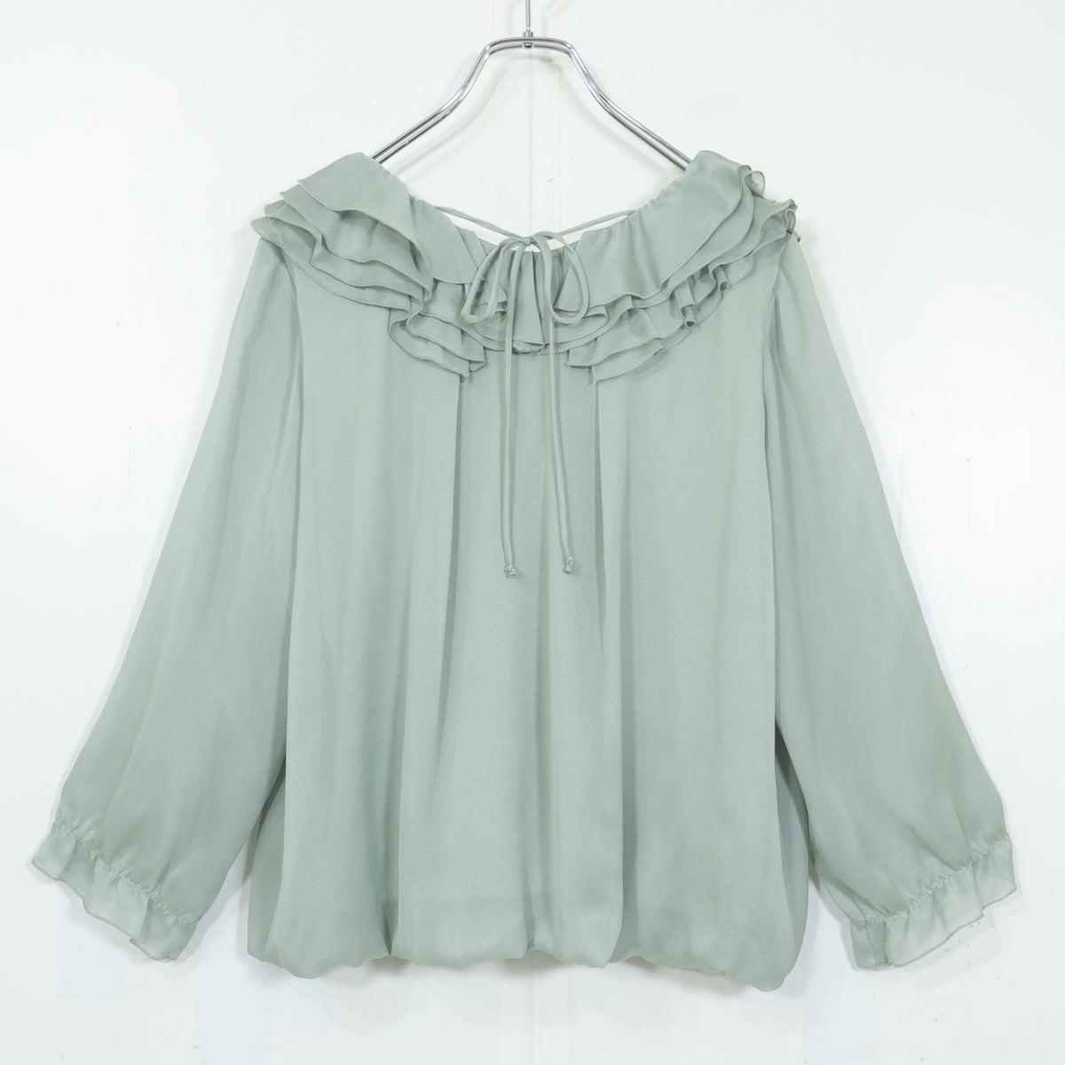 【極美品】ローズティアラ★たっぷりフレアが素敵♪長袖カットソー 大きいサイズ42 グリーン系 z22752