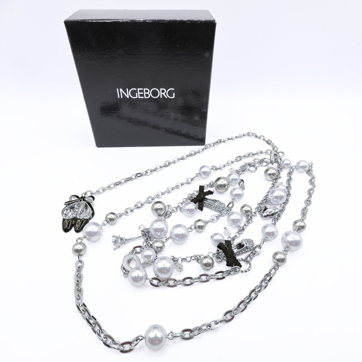 インゲボルグ★ロングネックレス バレエシューズ ＆ エッフェル塔モチーフ パール ロングネックレス チェーンベルト so287