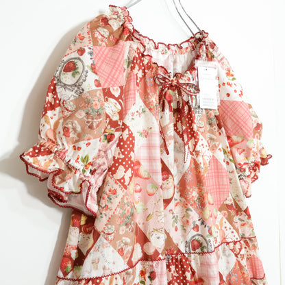 【新品タグ付】ピンクハウス★PH Tea Party♪半袖ワンピース 赤系 ロゴ刺しゅう♪2025年製 残布有 z22159